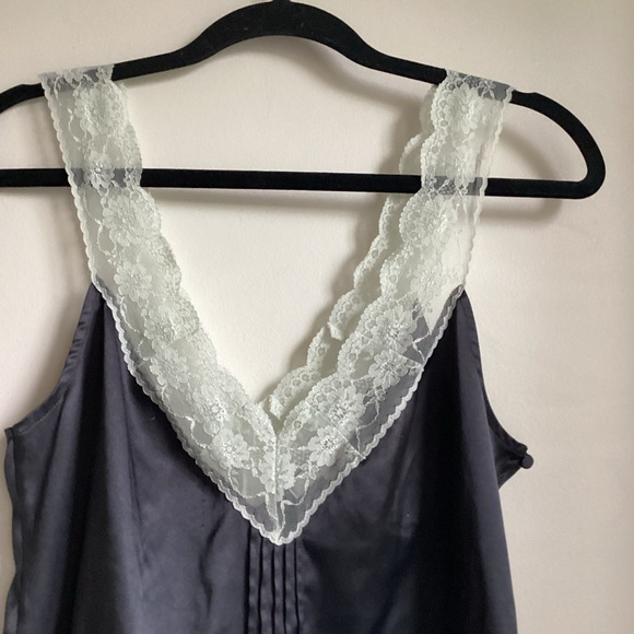 Victoria’s Secret Babydoll Romper Teddy Medium Black Satin Lace Fairy Goth Y2K - Picture 3 of 16